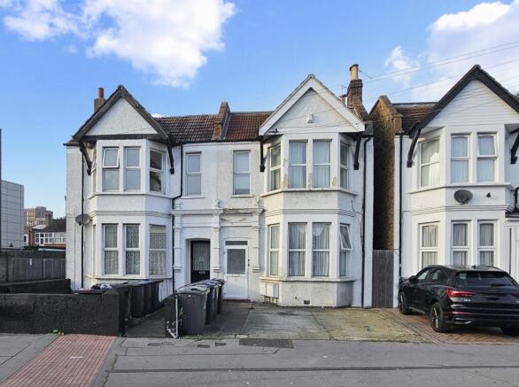 Chain-Free 2-Bed Apartment | Windmill Rd, Croydon