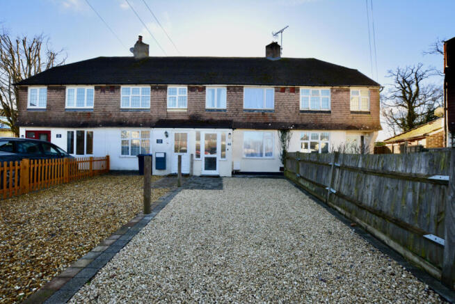 Three Bedroom - Mid Terraced House - Copse Close