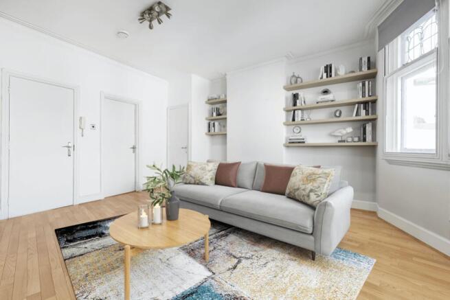 Charming One Bedroom Apartment in the Heart of Ri