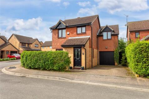 Russell Road, Toddington, Bedfordshire, LU5