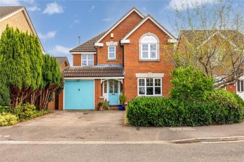 Randall Drive, Toddington, Bedfordshire, LU5