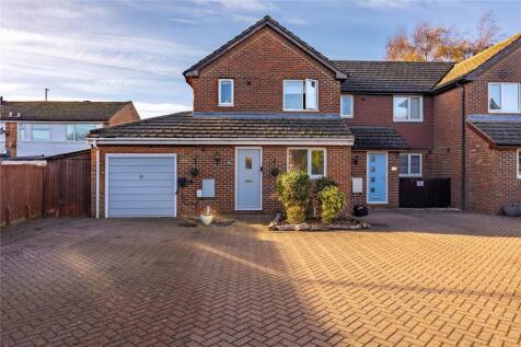 Kimberwell Close, Toddington, Bedfordshire, LU5