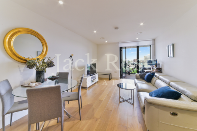 Living room 2