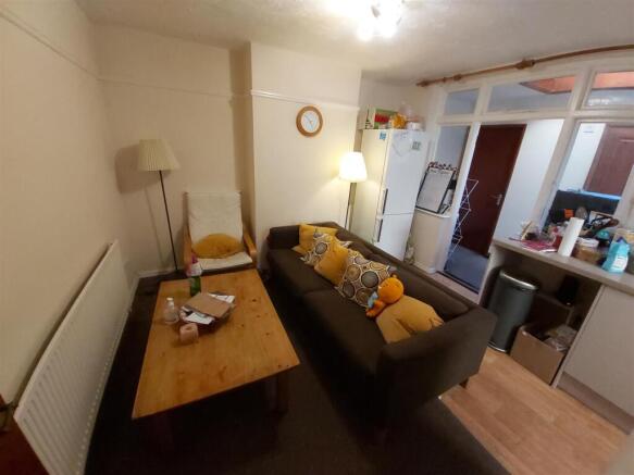 429 Living Room.jpg
