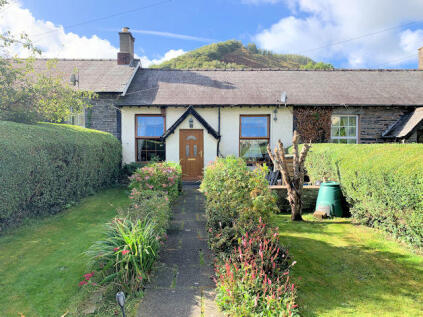 5 Llanegryn Street,  Abergynolwyn LL36 9YE