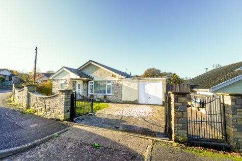 Greenmeadow, Waterloo CF83