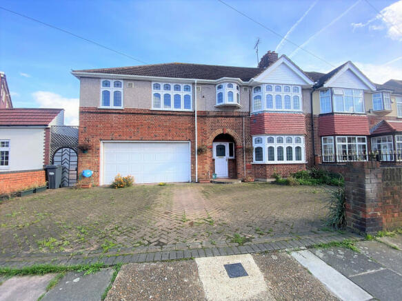 Burns Way, Hounslow, TW5 9BD