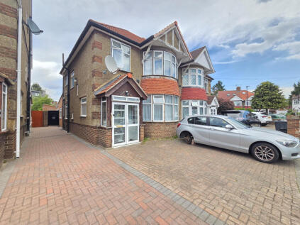 Greencroft Rd, Hounslow, TW5