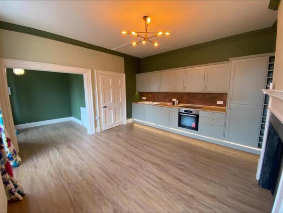 Kitchen / living area