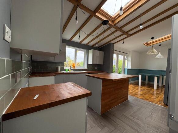 Photo 04-11-2025, 11 41 11 (2).jpg