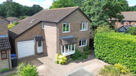 Friesian Close, Fleet, GU51 2TP