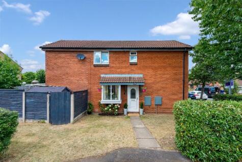 St. Bridgets Close, Warrington, Cheshire, 