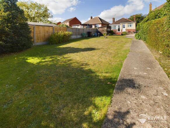 Rear Garden (3).jpg