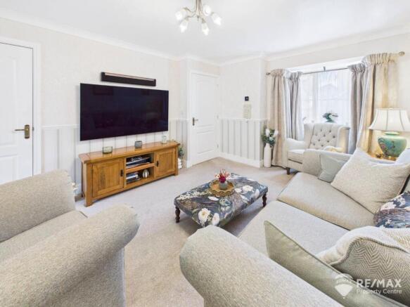 Living Room (Second).jpg