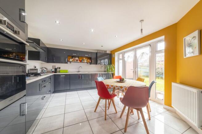 Kitchen / Breakfast Room