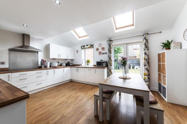 Kitchen / Diner