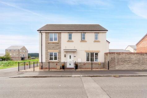 Leonides Avenue, Weston-Super-Mare - DETACHED CORNER PLOT