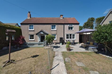 Ebdon Road, Worle - CHARACTERFUL COTTAGE