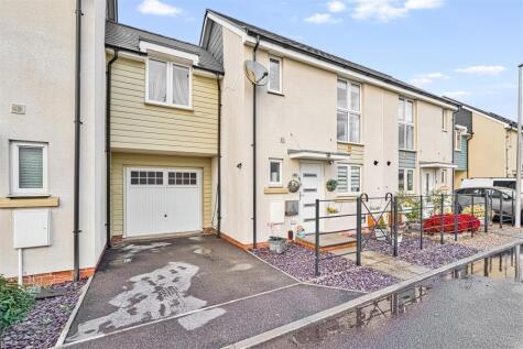 Hosegood Drive, Weston-Super-Mare - OVER 1,000 SQFT