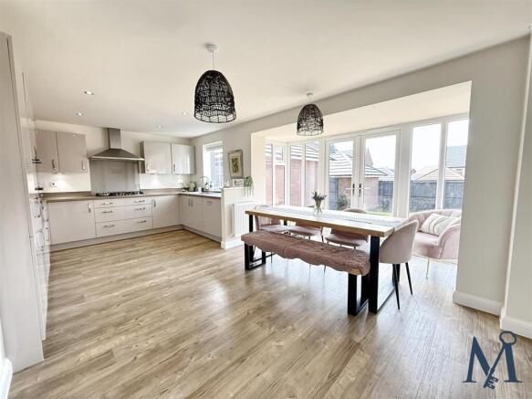 Kitchen Diner