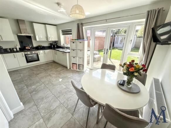 Kitchen Diner