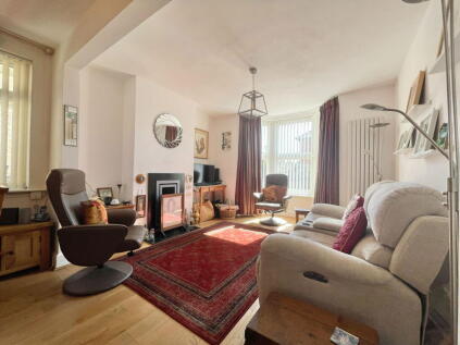 Hereward Street, March