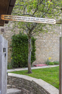 Quaperlake Street, Bruton, BA10