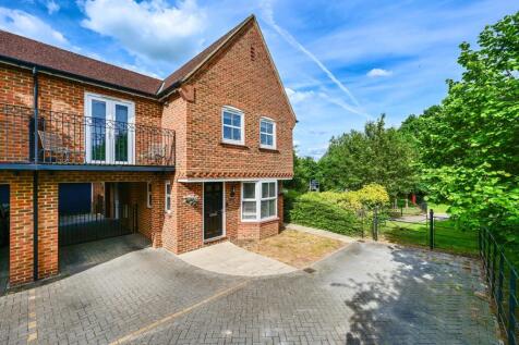 Avington Way, Sherfield-On-Loddon, Hook