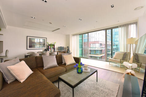 Satin House, Goodmans Fields, E1