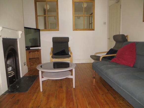 Photo 3