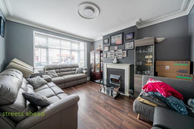 2fb019dd-3352-430...