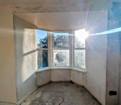 WhatsApp Image 2025-10-17 at 14.07.19_966bc8a5.jpg