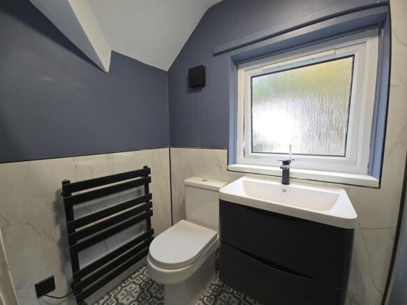 WhatsApp Image 2025-11-11 at 14.00.06_a8933a48.jpg