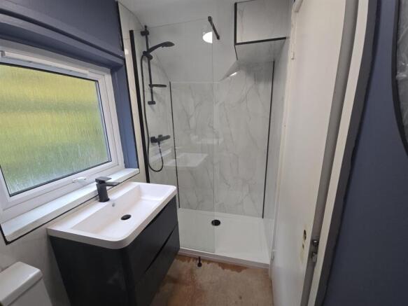 WhatsApp Image 2025-10-31 at 16.13.14_404d311a.jpg