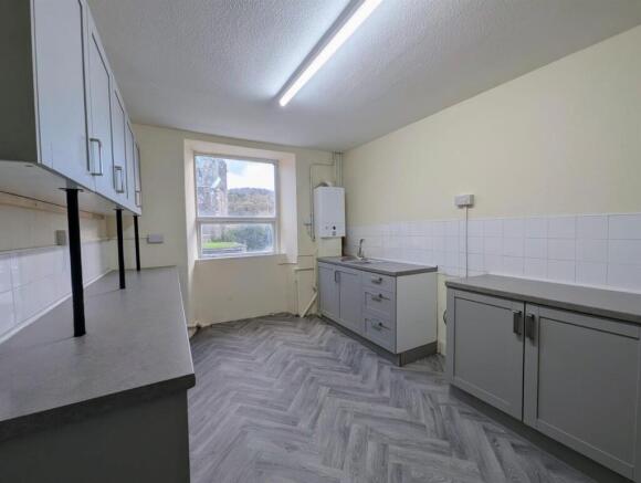 WhatsApp Image 2025-11-20 at 14.16.29_8a70467a.jpg