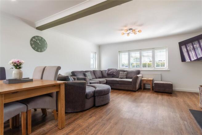 Kitchen/Living Area