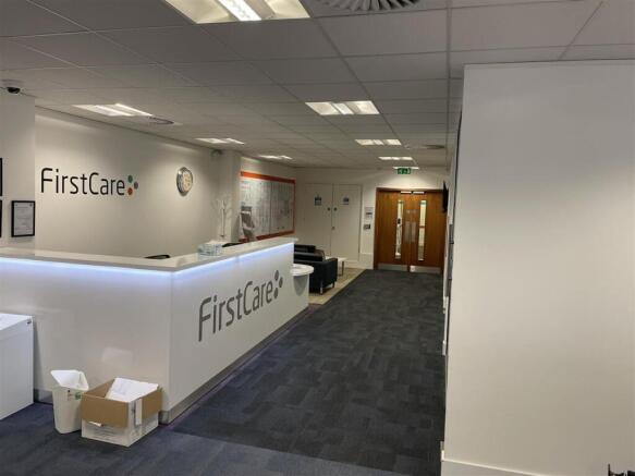 First Floor 28 Clarendon Road 15.JPG