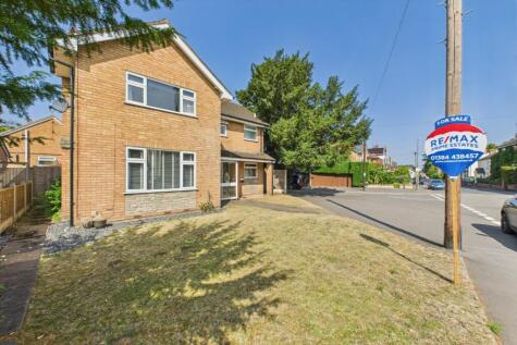 Heath Street, Stourbridge, DY8 1SB