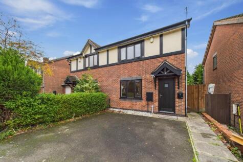 Clent Hill Drive, Rowley Regis, B65 8LP