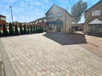 Hoddesdon Crescent, Dunscroft, Doncaster, DN7