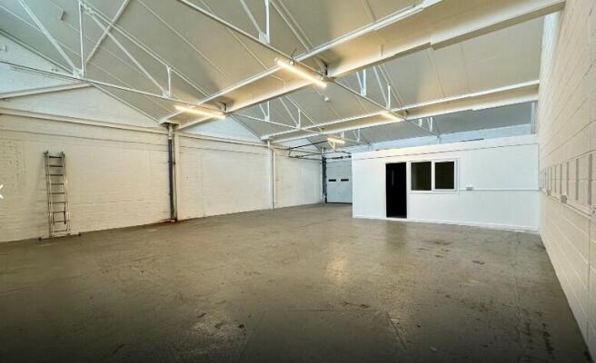 Unit 8 Centrepoint