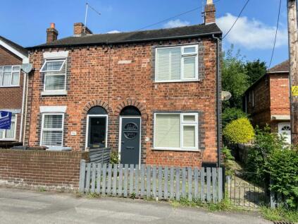 Crewe - 2 bedroom end of terrace house for sale