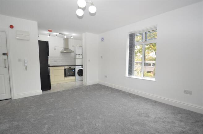 Lounge Kitchen