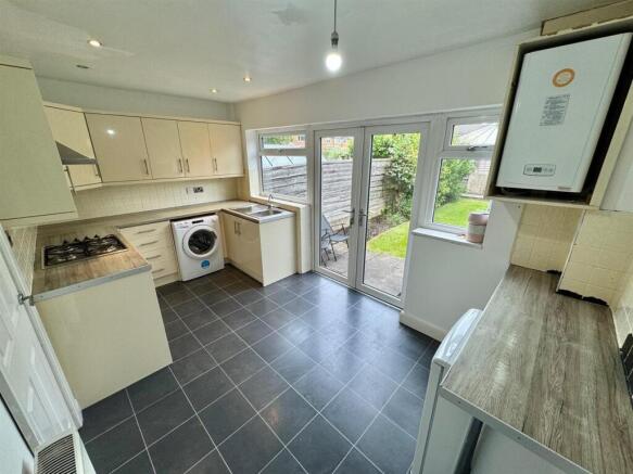 A71Kitchen....jpg