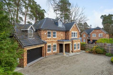 Llanvair Close, Ascot