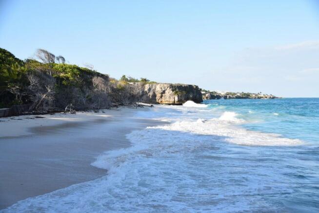 Assessable beach