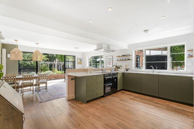 Kitchen/Dining Room