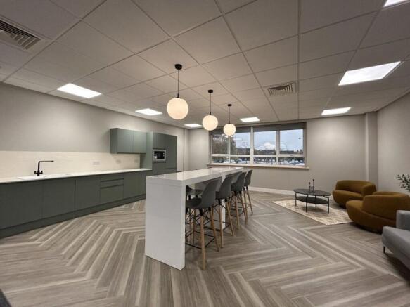 propertymansellhouseOfficespace3.jpg