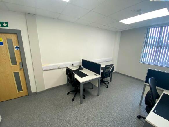 3 Person Office