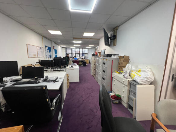 Photo 3